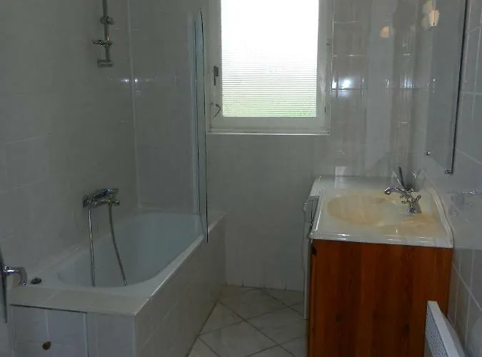 Orbigny Vakantiewoningen Saint-Pierre-la-Vieille